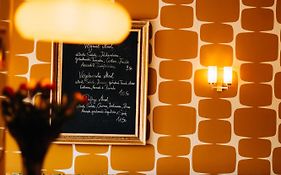 Molo Rouge - Boutiquehotel & Cafe